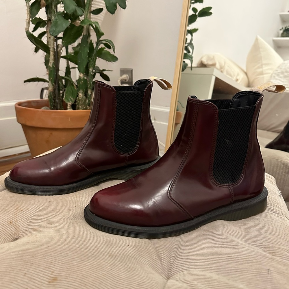 2976 Smooth Leather Chelsea Boots